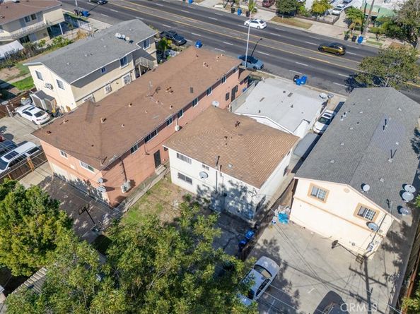 736 W Century, Los Angeles CA 90044