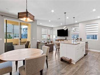 1215 W Bushell St. Street