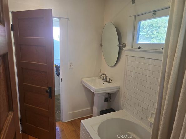 5509 Eaton, Los Angeles CA 90042