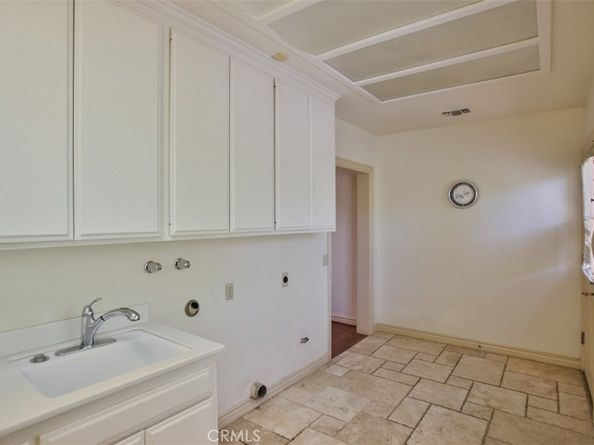 3624 Hollins Avenue, Claremont CA 91711