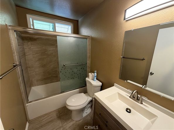 998 S Crossbow, Anaheim CA 92804