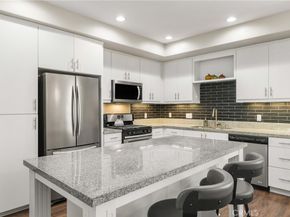 425 S Anaheim Boulevard 3, Anaheim CA 92805