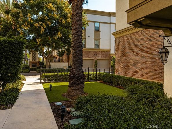 425 S Anaheim Boulevard 3, Anaheim CA 92805