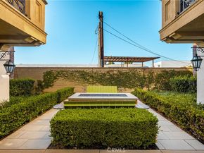 425 S Anaheim Boulevard 3, Anaheim CA 92805