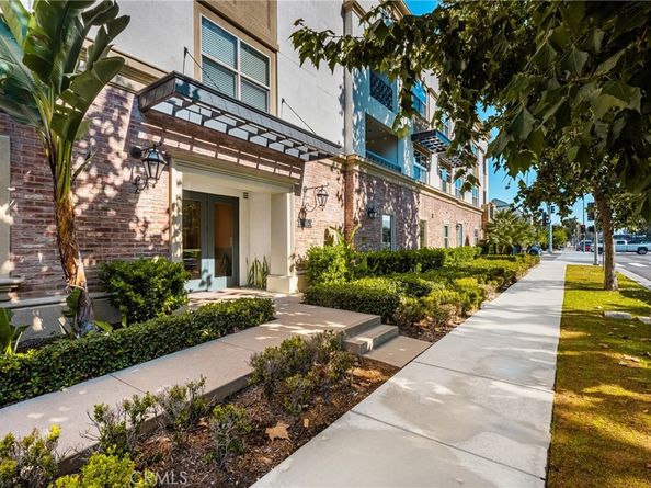 425 S Anaheim Boulevard 3, Anaheim CA 92805