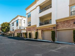 425 S Anaheim Boulevard 3, Anaheim CA 92805