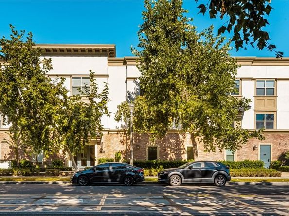 425 S Anaheim Boulevard 3, Anaheim CA 92805