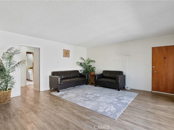 840 Cedar Ave. Unit #20, Long Beach CA 90813