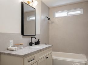 2014 W 84th Street, Los Angeles CA 90047