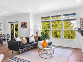 3822 Clayton Avenue, Los Angeles CA 90027
