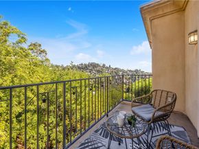 3822 Clayton Avenue, Los Angeles CA 90027