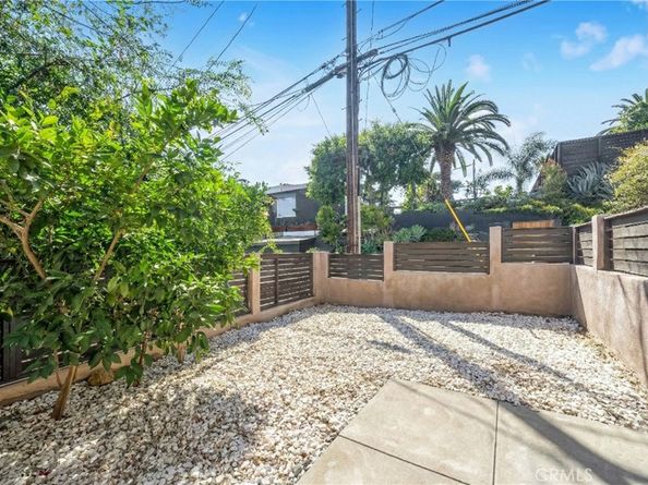 3822 Clayton Avenue, Los Angeles CA 90027