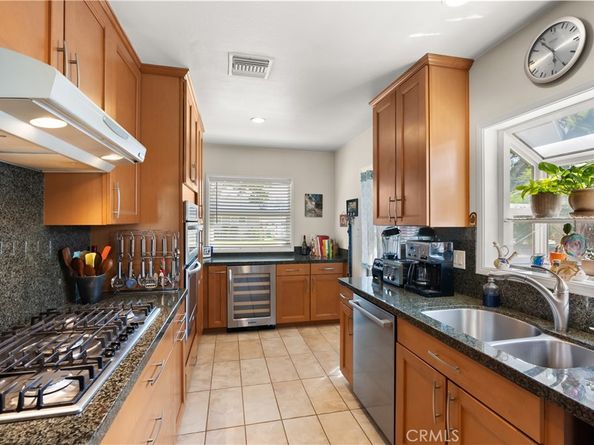 3253 Marwick Ave, Long Beach CA 90808