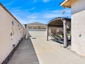 3253 Marwick Ave, Long Beach CA 90808