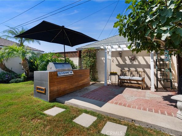 3253 Marwick Ave, Long Beach CA 90808