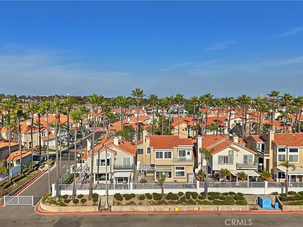5812 Spinnaker Bay Drive, Long Beach CA 90803