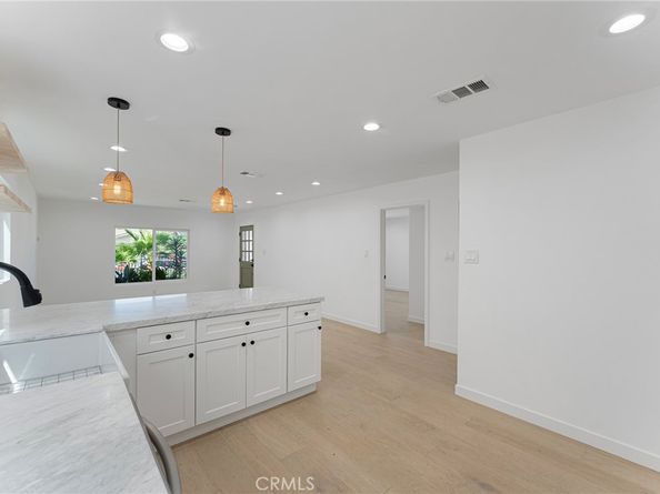 2740 S Sycamore Avenue, Los Angeles CA 90016