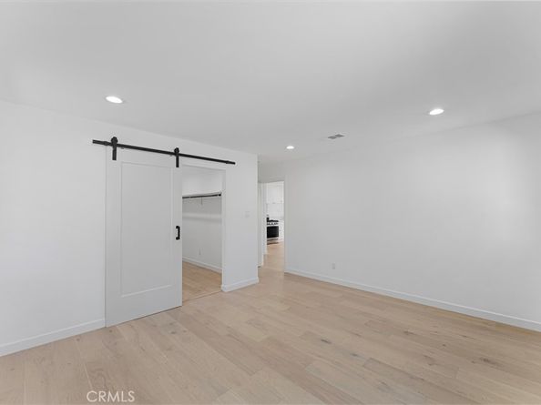 2740 S Sycamore Avenue, Los Angeles CA 90016