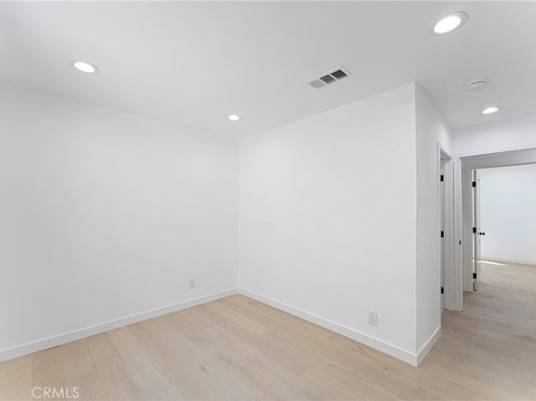 2740 S Sycamore Avenue, Los Angeles CA 90016