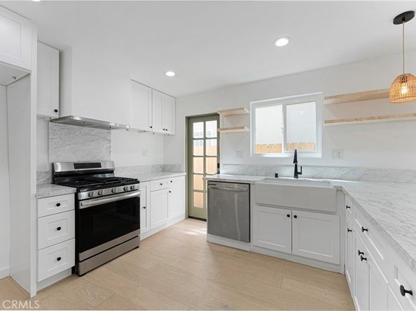 2740 S Sycamore Avenue, Los Angeles CA 90016