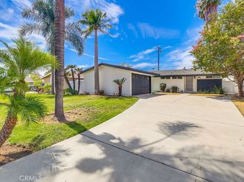 10931 Groveside Avenue