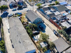 947 81, Los Angeles CA 90044