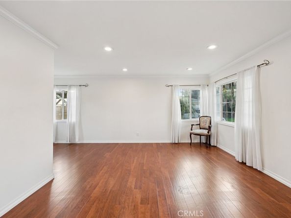 732 E Charron Place, Compton CA 90220