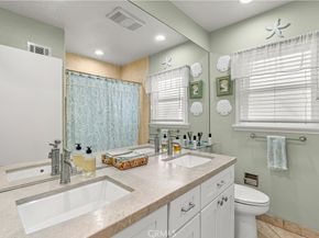 5930 Harvey Way, Lakewood CA 90713