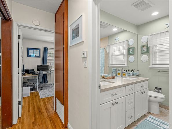 5930 Harvey Way, Lakewood CA 90713