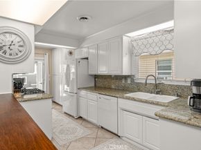 5930 Harvey Way, Lakewood CA 90713