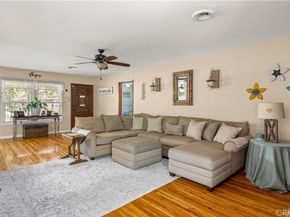 5930 Harvey Way, Lakewood CA 90713