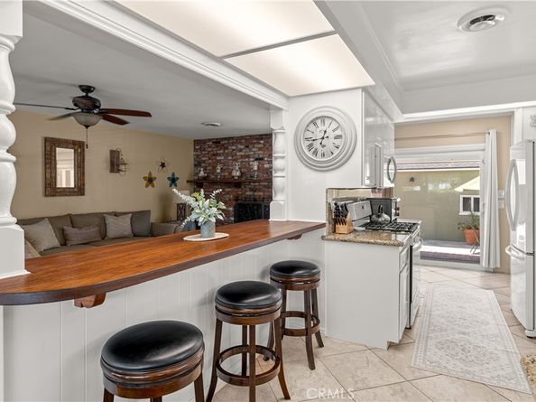 5930 Harvey Way, Lakewood CA 90713