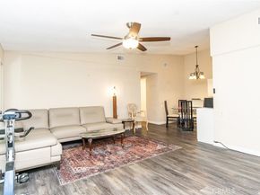 25 Avenida Castilla R, Laguna Woods CA 92637