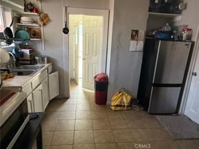 917 E 42nd Street, Los Angeles CA 90011