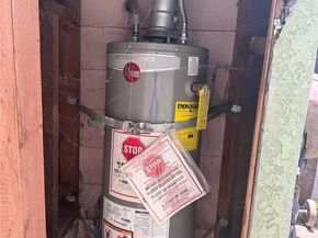 917 E 42nd Street, Los Angeles CA 90011