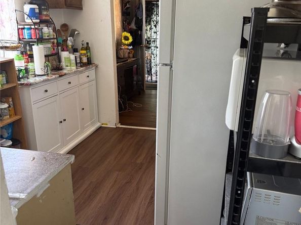 917 E 42nd Street, Los Angeles CA 90011