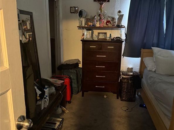 917 E 42nd Street, Los Angeles CA 90011