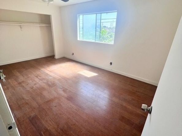 9240 Hooper Avenue, Los Angeles CA 90002