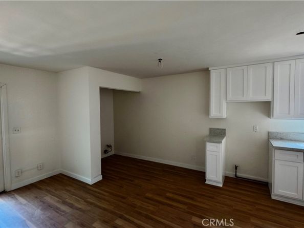 9240 Hooper Avenue, Los Angeles CA 90002