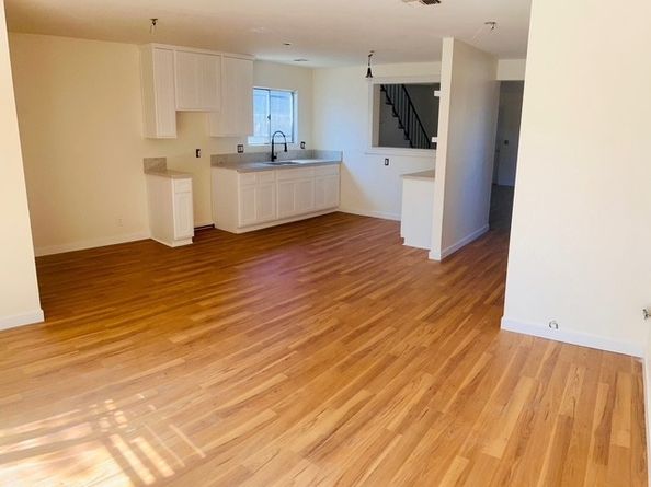 9240 Hooper Avenue, Los Angeles CA 90002