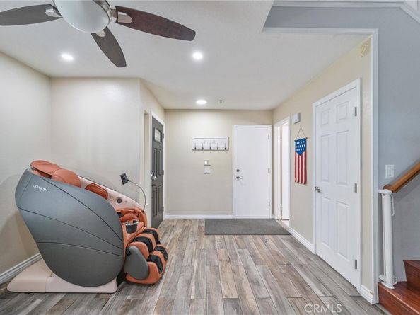 5847 E Rocking Horse Way 25, Orange CA 92869