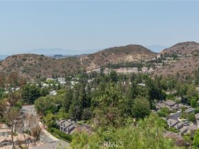 5847 E Rocking Horse Way 25, Orange CA 92869