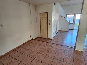 1200 S Castlegate Avenue, Compton CA 90221