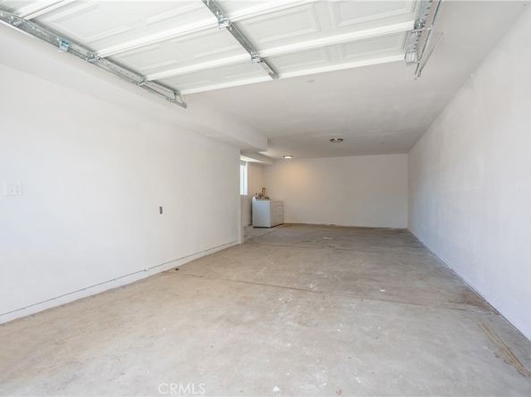 2125 West Boulevard, Los Angeles CA 90016