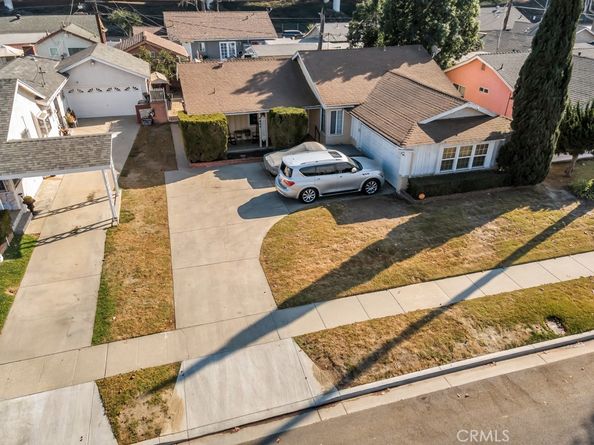 6820 Beechley Avenue, Long Beach CA 90805