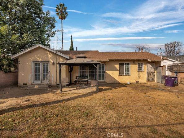 6820 Beechley Avenue, Long Beach CA 90805