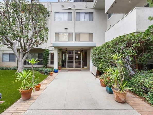 395 S Oakland Avenue 101, Pasadena CA 91101