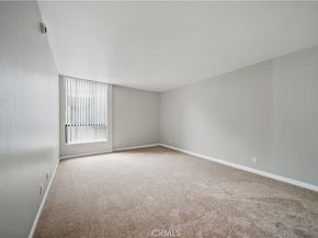 7826 Topanga Canyon Boulevard 218, Canoga Park CA 91304