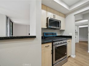 7826 Topanga Canyon Boulevard 218, Canoga Park CA 91304