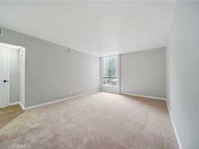 7826 Topanga Canyon Boulevard 218, Canoga Park CA 91304